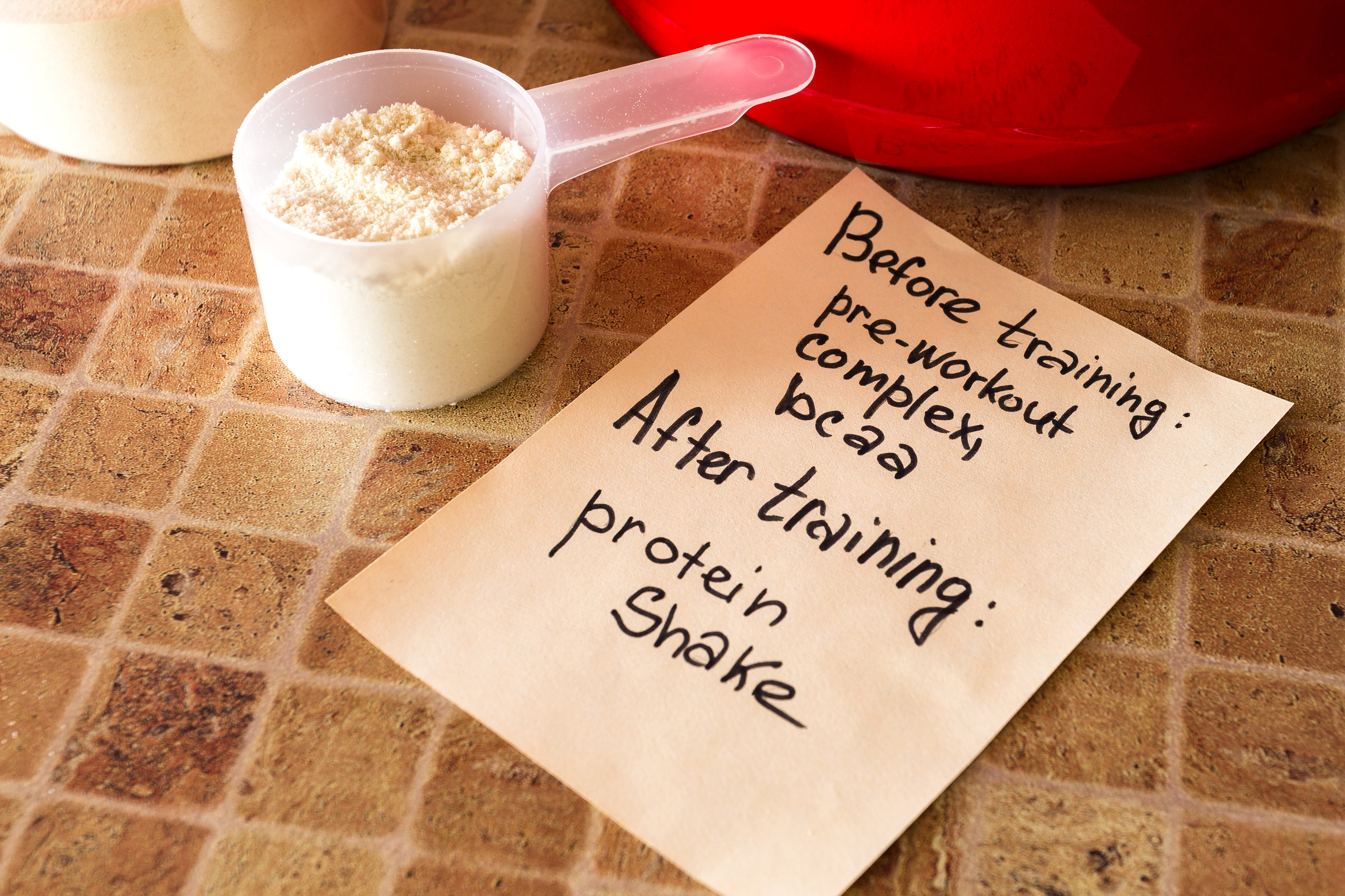 pre and post workout protein powder and nutrient timing