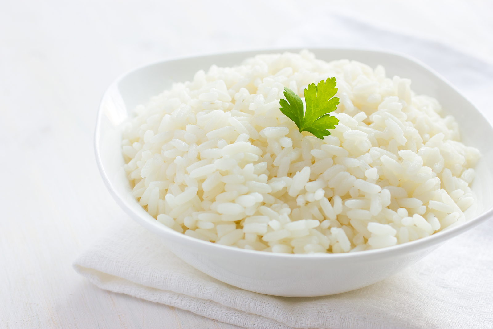bowl of white rice for pre-workout nutrition